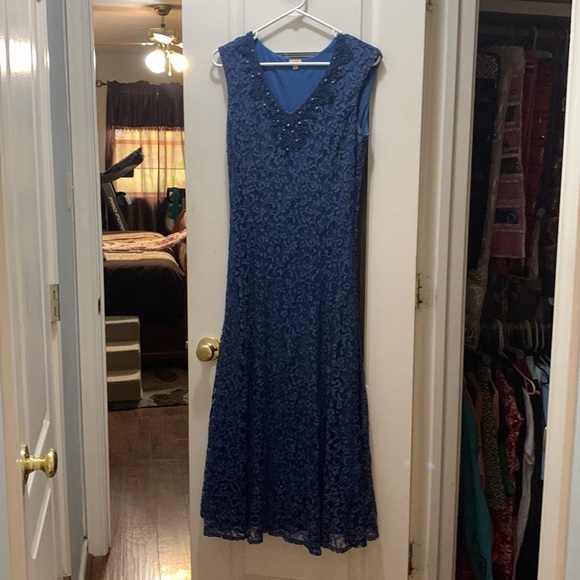 Beautiful Size M Reba Dress - Picture 2 of 7